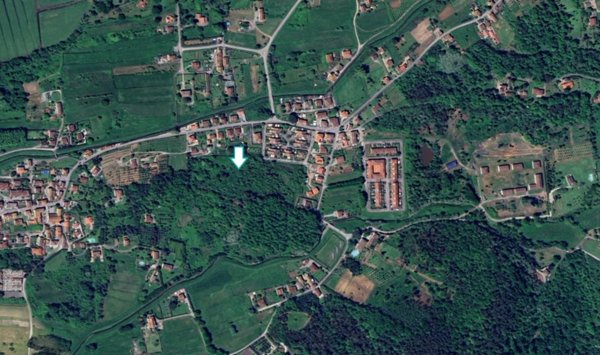 terreno agricolo in vendita a Lucca in zona Balbano
