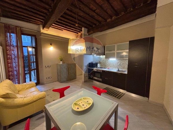 appartamento in vendita a Lucca in zona Centro Città