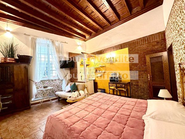 appartamento in vendita a Lucca in zona Centro Città
