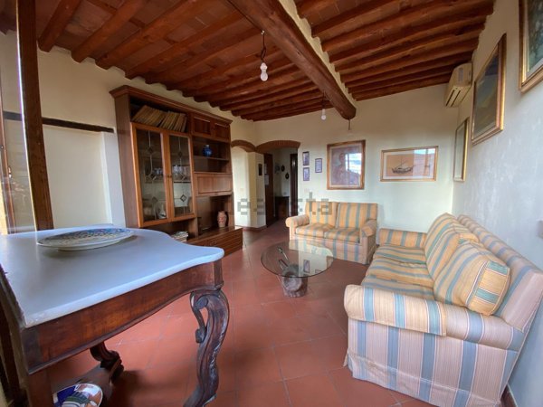 appartamento in vendita a Lucca in zona Centro Città