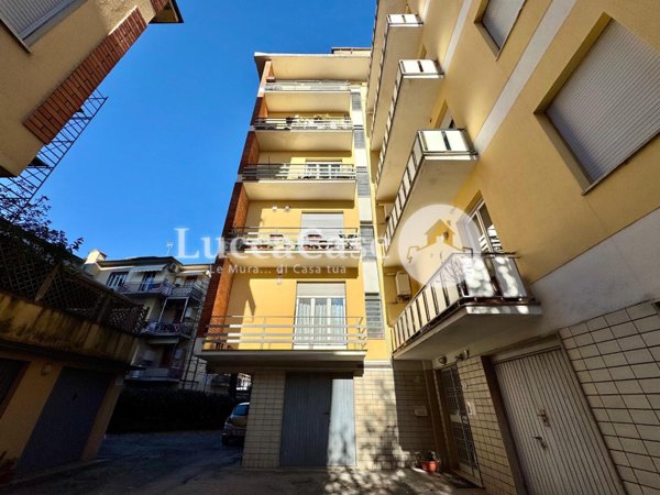 appartamento in vendita a Lucca in zona Sant'Anna