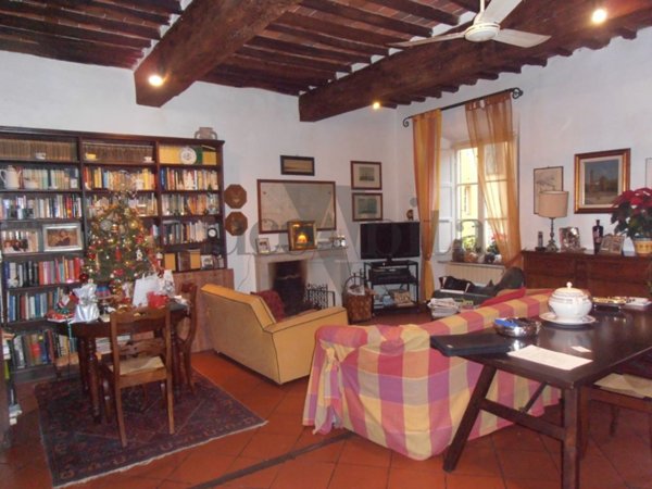 appartamento in vendita a Lucca in zona Centro Città