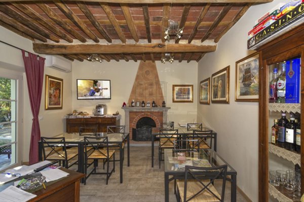 casa indipendente in vendita a Lucca