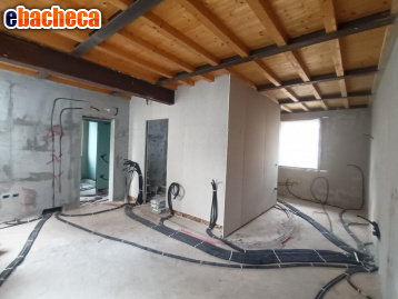 appartamento in vendita a Lucca in zona Ponte a Moriano