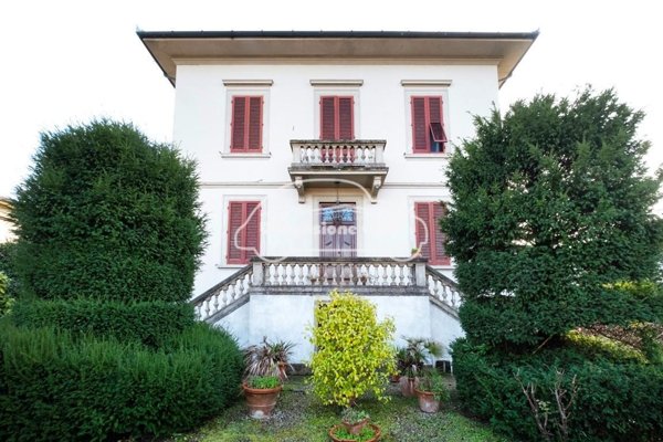 casa indipendente in vendita a Lucca in zona Pontetetto
