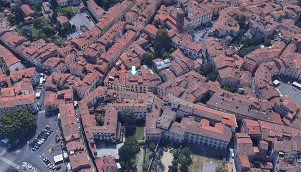 locale commerciale in vendita a Lucca in zona zona San Vito