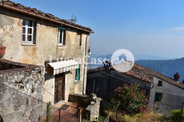 casa semindipendente in vendita a Lucca in zona Pieve di Brancoli