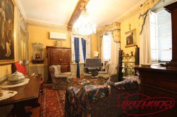 appartamento in vendita a Lucca in zona Centro Città