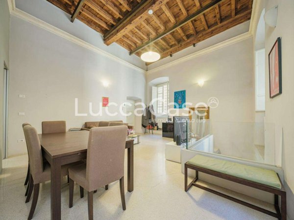 appartamento in vendita a Lucca in zona Centro Città