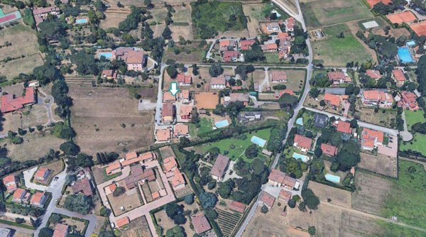casa indipendente in vendita a Lucca