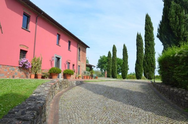 casa indipendente in vendita a Lucca in zona zona Arancio
