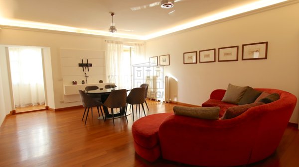 appartamento in vendita a Lucca in zona Centro Città
