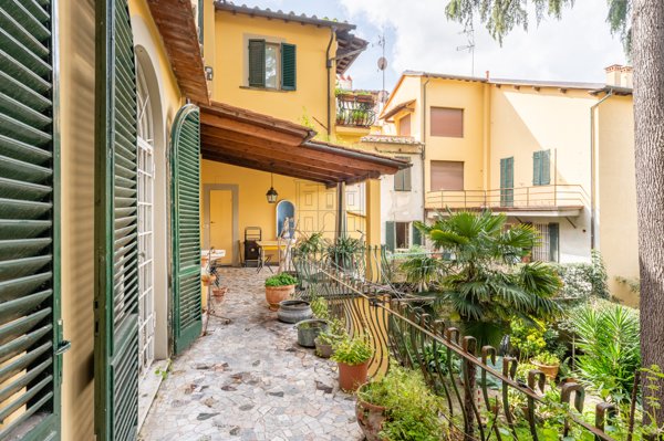 appartamento in vendita a Lucca in zona Centro Città