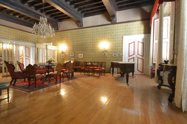 appartamento in vendita a Lucca in zona Centro Città