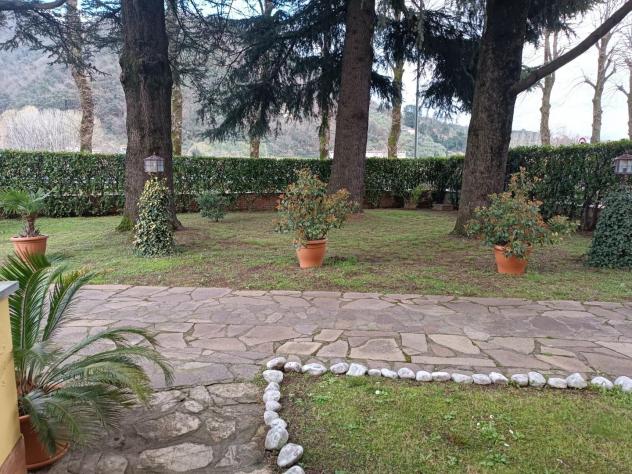 casa indipendente in vendita a Lucca in zona Ponte a Moriano