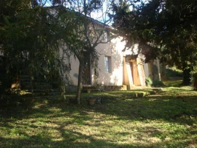 casa indipendente in vendita a Lucca in zona Arsina