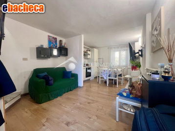 casa indipendente in vendita a Lucca in zona Zona San Concordio