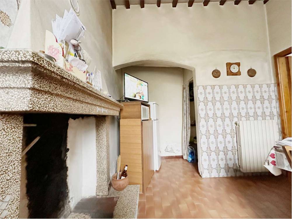 casa indipendente in vendita a Lucca in zona Picciorana