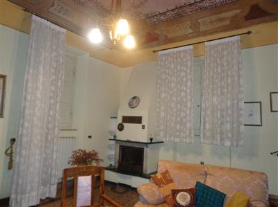 casa indipendente in vendita a Lucca in zona Montuolo