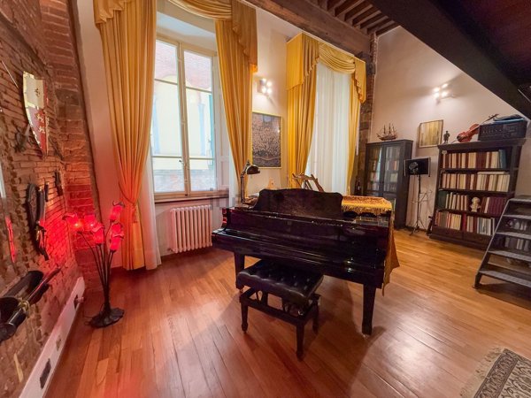 appartamento in vendita a Lucca in zona Centro Città
