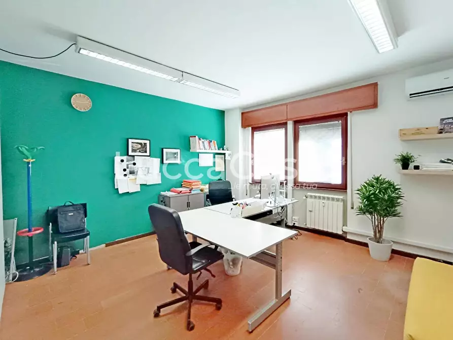 ufficio in vendita a Lucca in zona Centro Città