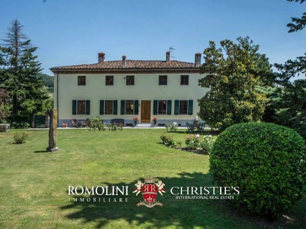 casa indipendente in vendita a Lucca in zona Maggiano