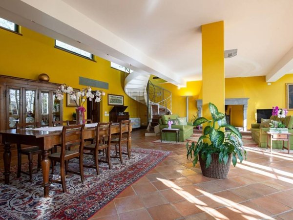 casa indipendente in vendita a Lucca in zona Mutigliano