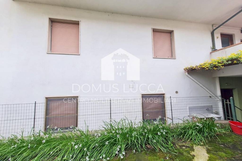 appartamento in vendita a Lucca in zona Ponte San Pietro