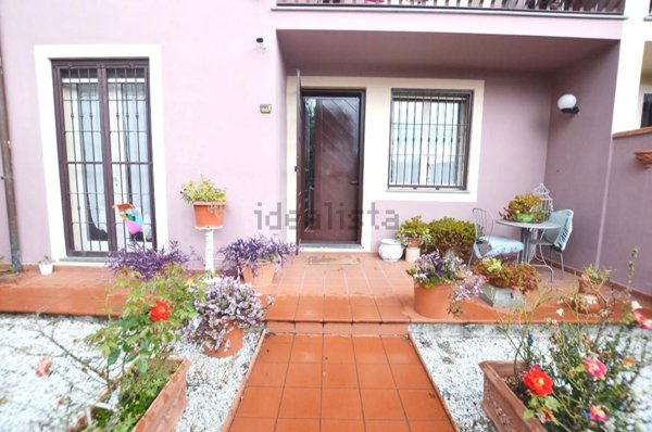 casa indipendente in vendita a Lucca in zona San Macario in Piano