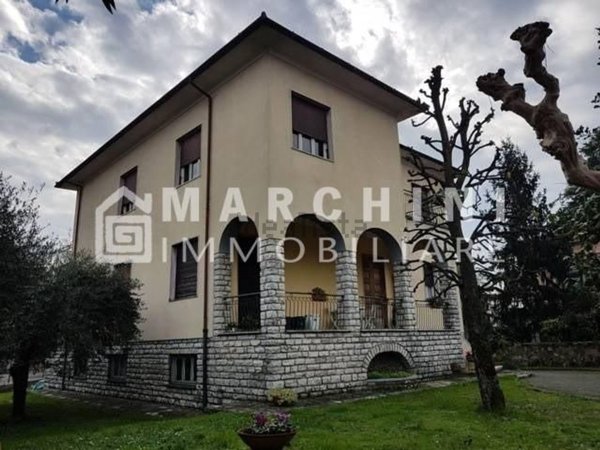 casa indipendente in vendita a Lucca in zona zona Arancio