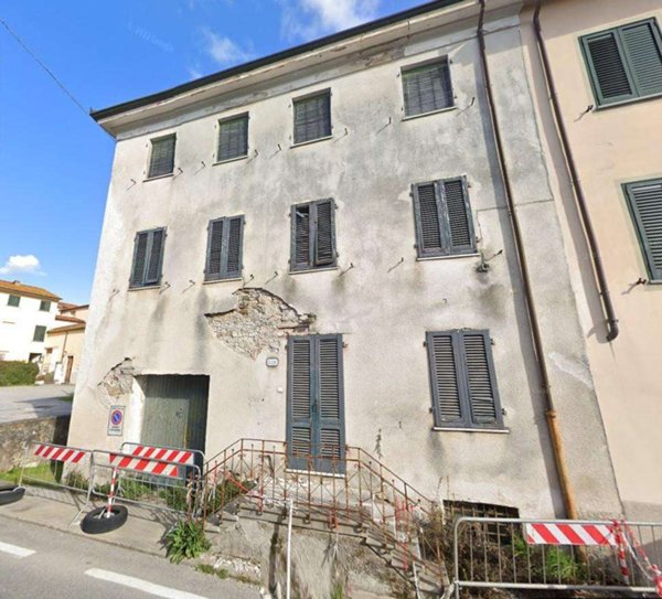 appartamento in vendita a Lucca in zona San Macario in Piano