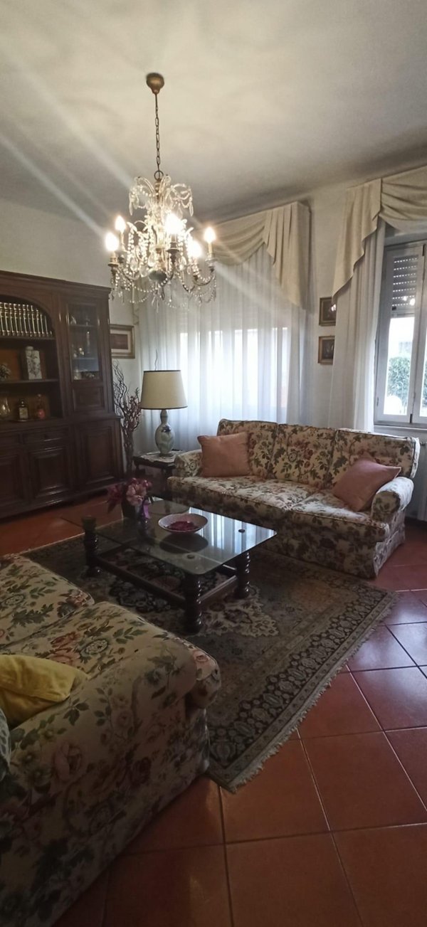 casa indipendente in vendita a Lucca in zona Zona San Concordio