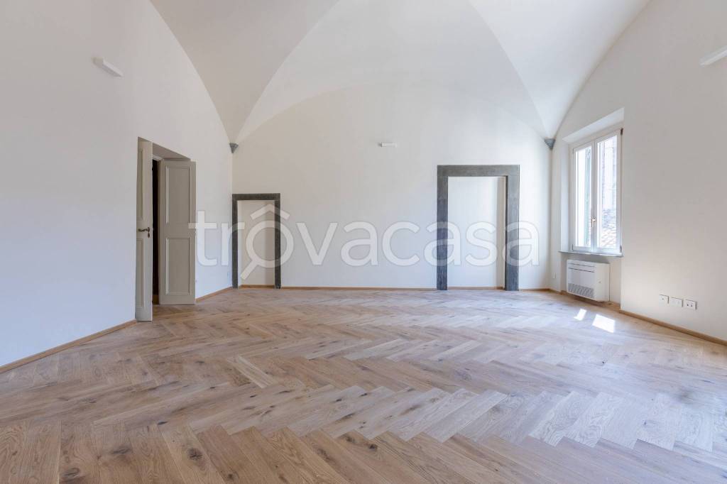 appartamento in vendita a Lucca in zona Centro Città