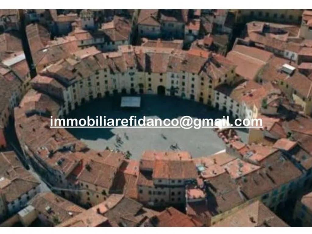 appartamento in vendita a Lucca in zona Centro Città