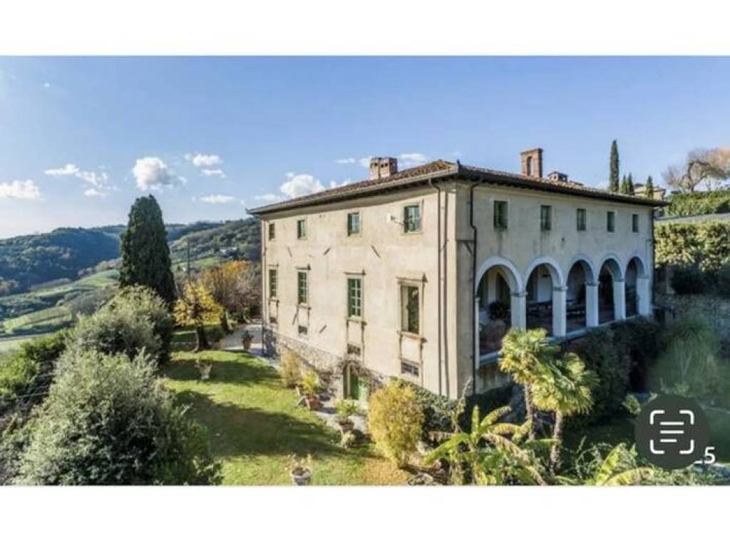 villa in vendita a Lucca in zona zona San Vito
