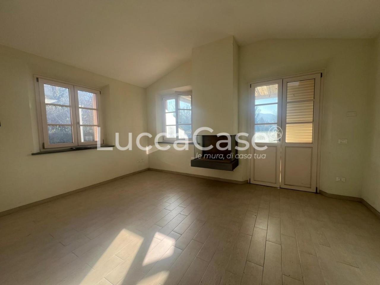 casa indipendente in vendita a Lucca in zona Zona San Concordio