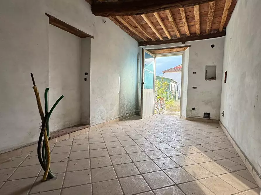 casa indipendente in vendita a Lucca in zona Centro Città