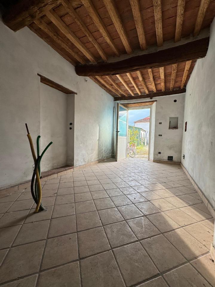casa indipendente in vendita a Lucca in zona zona San Marco