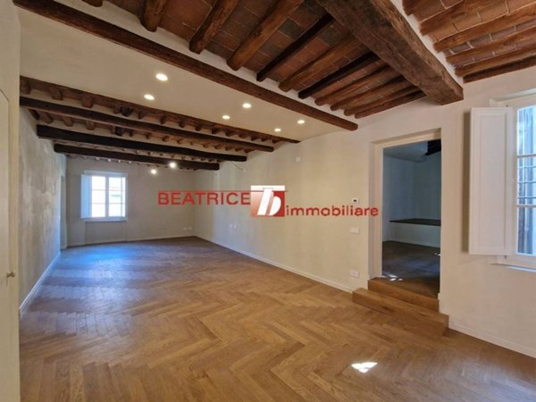 appartamento in vendita a Lucca in zona Centro Città