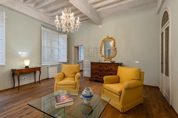appartamento in vendita a Lucca in zona Centro Città