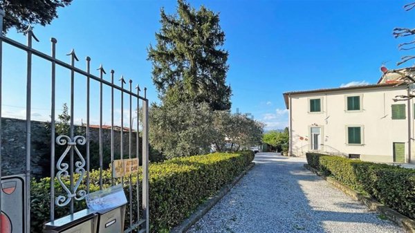 casa indipendente in vendita a Lucca in zona zona SS. Annunziata