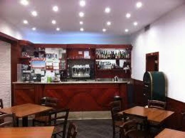 negozio in vendita a Lucca in zona Centro Città