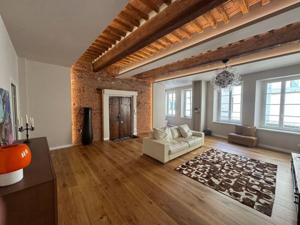appartamento in vendita a Lucca in zona Centro Città