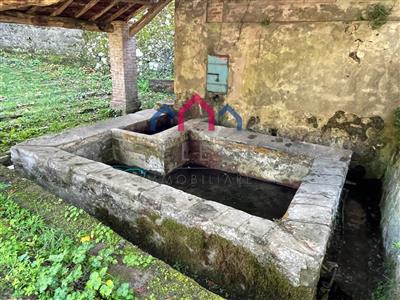 casa indipendente in vendita a Lucca in zona Centro Città