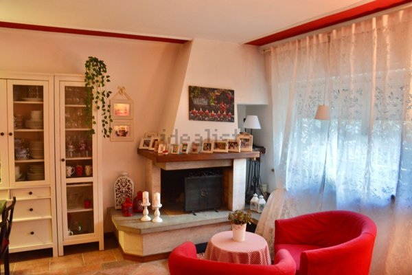 casa indipendente in vendita a Lucca in zona Zona San Concordio
