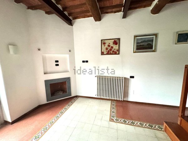casa indipendente in vendita a Lucca in zona zona Arancio