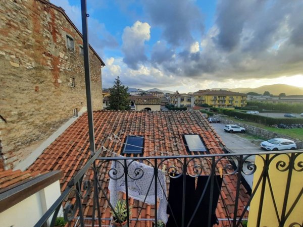appartamento in vendita a Lucca in zona Centro Città
