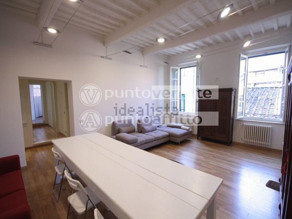 appartamento in vendita a Lucca in zona Centro Città