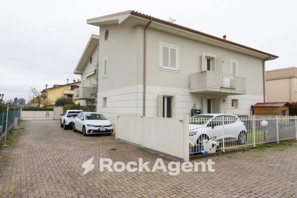 appartamento in vendita a Lucca in zona Centro Città