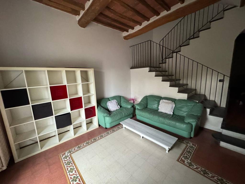 casa indipendente in vendita a Lucca in zona zona San Filippo